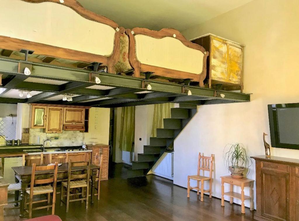 Lovingenoa Prione Apartment Bagian luar foto