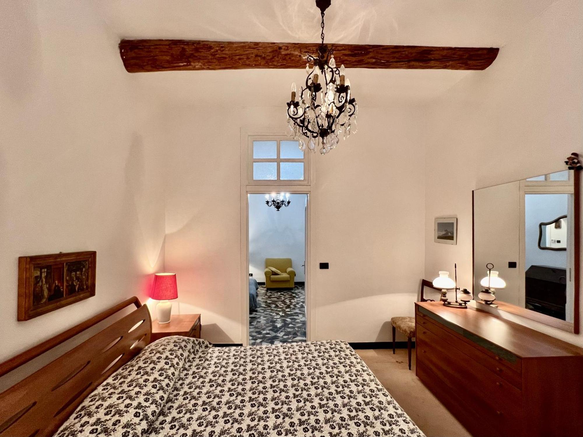 Lovingenoa Prione Apartment Bagian luar foto