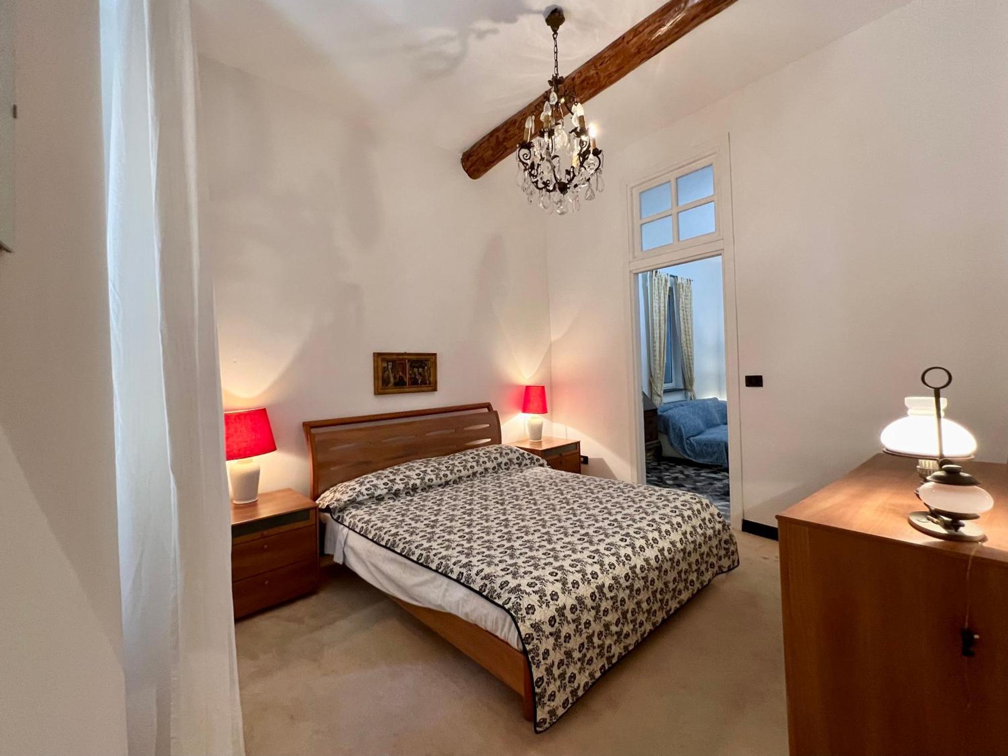 Lovingenoa Prione Apartment Bagian luar foto