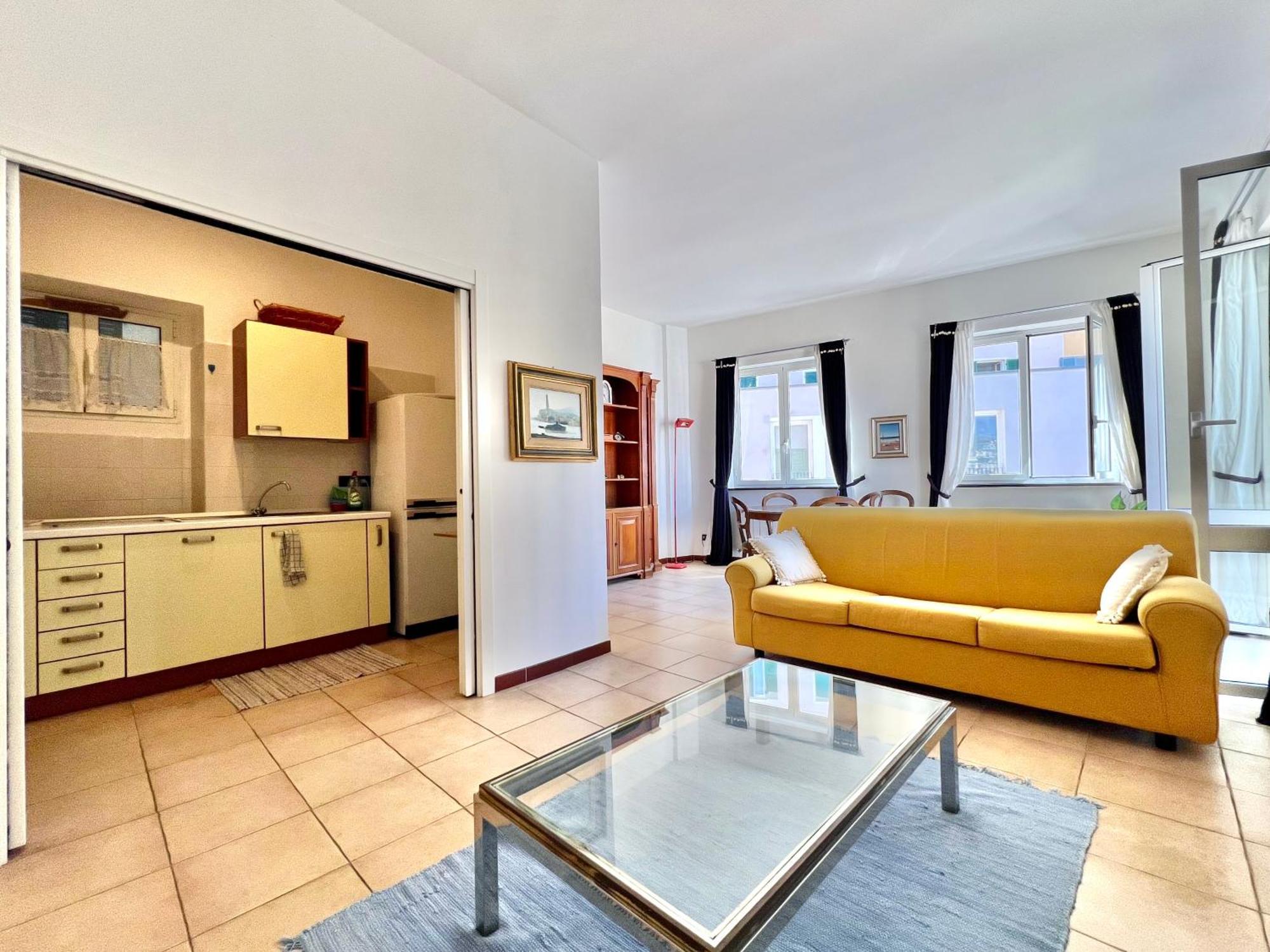 Lovingenoa Prione Apartment Bagian luar foto