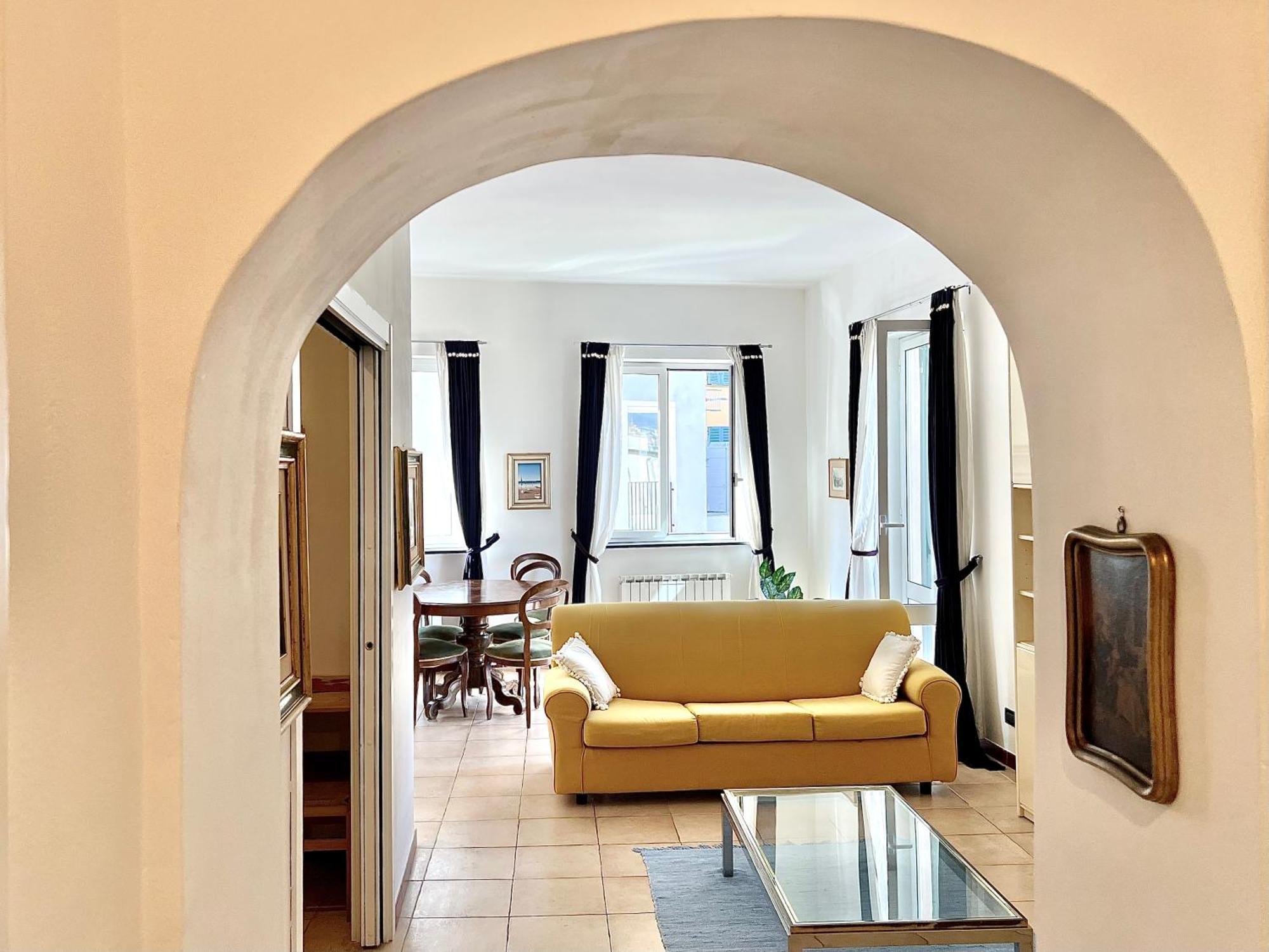 Lovingenoa Prione Apartment Bagian luar foto
