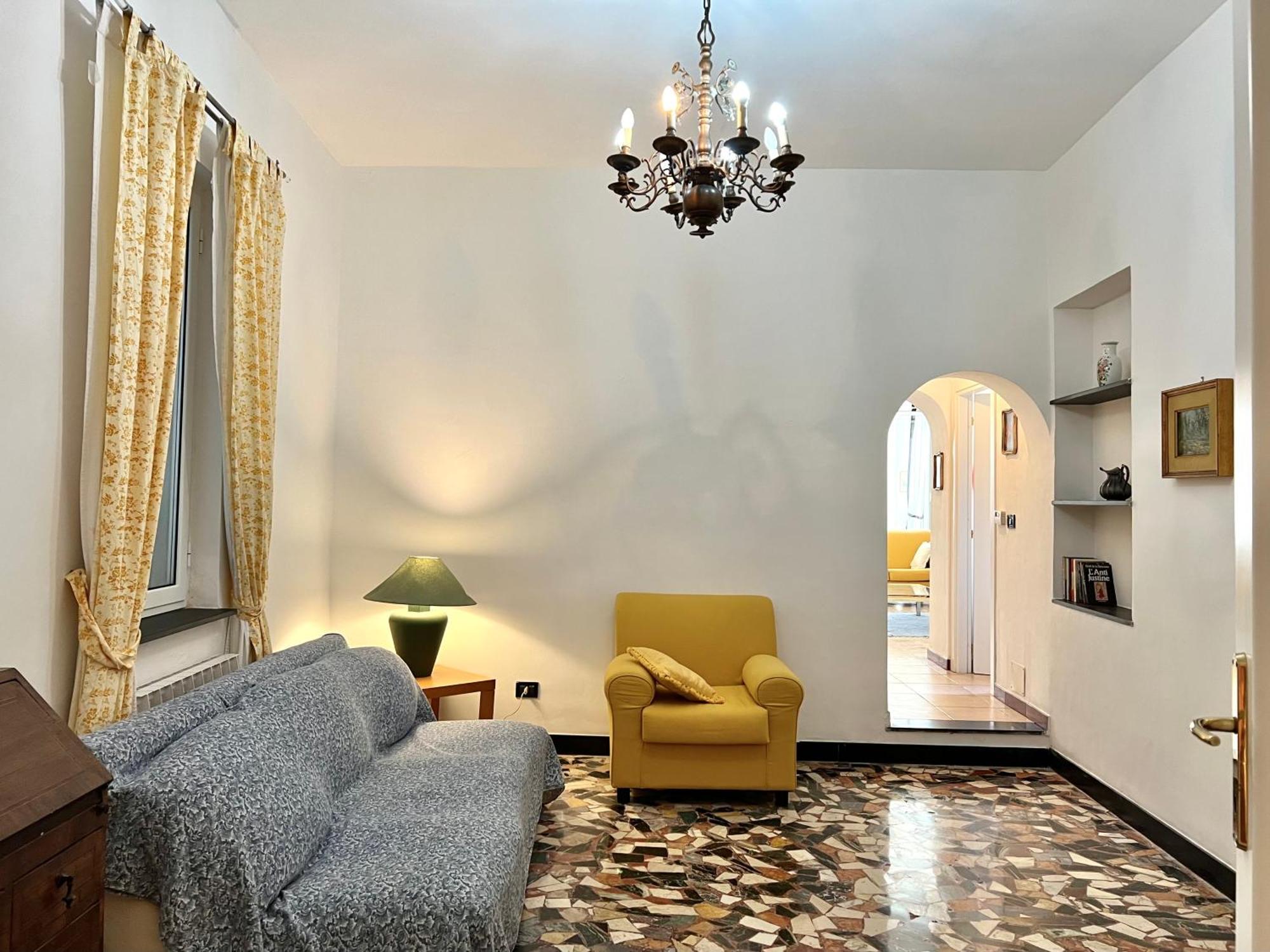 Lovingenoa Prione Apartment Bagian luar foto
