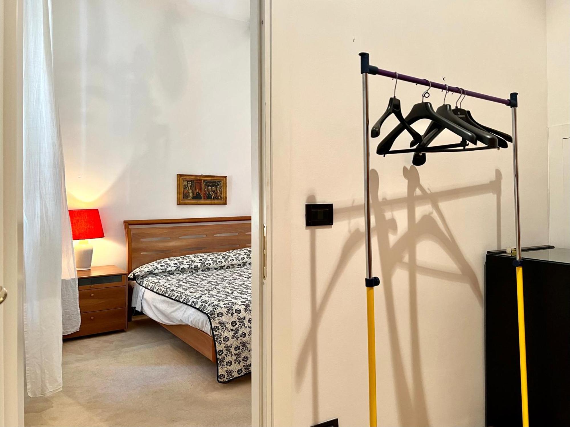 Lovingenoa Prione Apartment Bagian luar foto